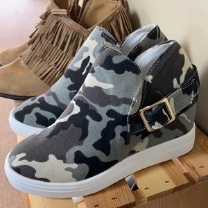 Camo Sneaker Wedge Shoes